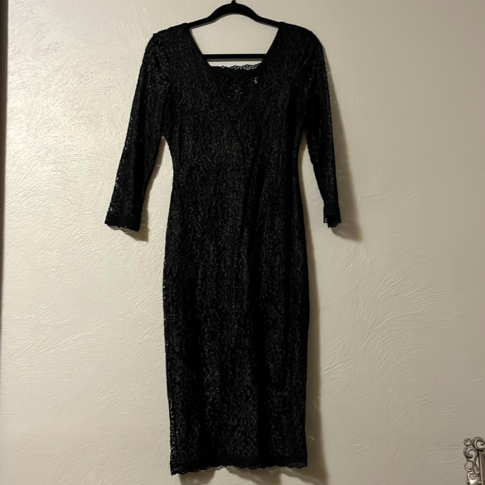 Shimmering black lace dress! So many cute details!